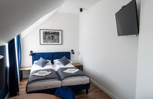 La Familia TYBURA - Foto 80