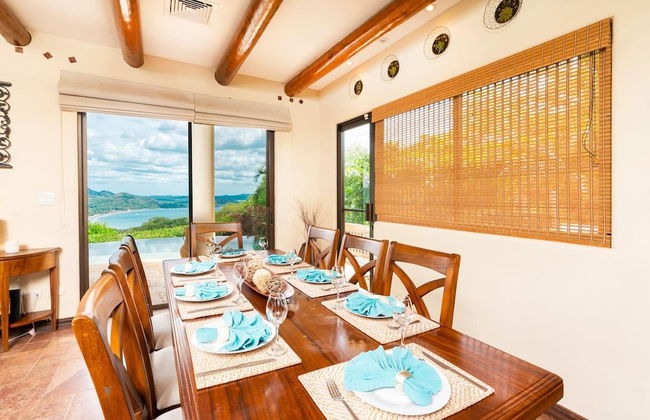 Hacienda-style Villa With Pool and Sweeping Ocean Views Above Potrero - Photo 11