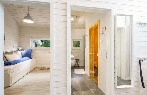 Cozy Home In Krems Iiwarderbrück - Foto 19