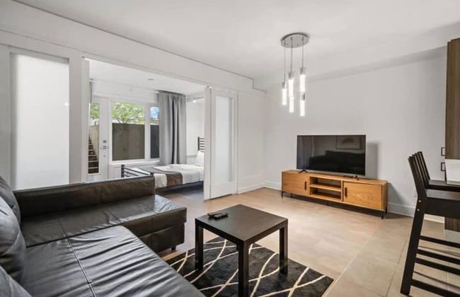 Downtown Metro Frontenac 2 BR new Apartment max 6p - Photo 4