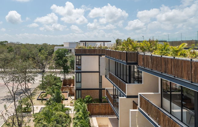 Two Bedroom Luxury Apartment by TuLuna - Photo 42