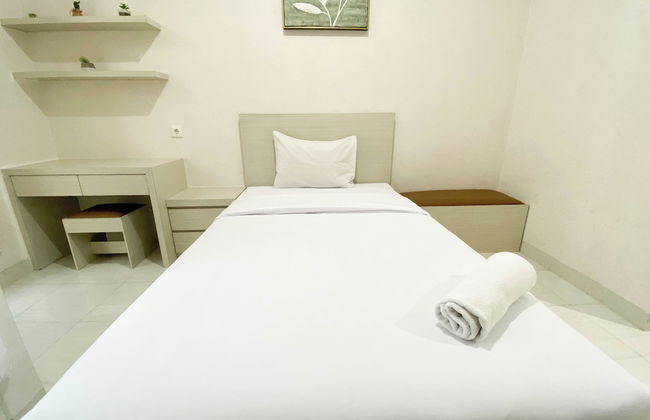 Minimalist And Homey Studio Room At Amartha View Apartment - Foto 9