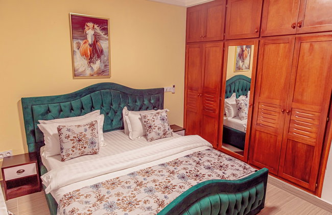 G&G Residency - Photo 16