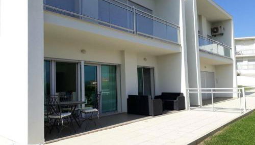 Silver Coast Holiday - Photo 4