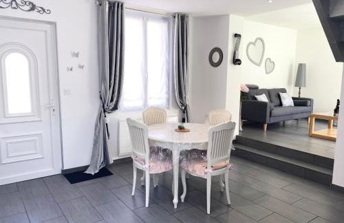 Villa la Vie, Maison entière pour 4 personnes, avec extérieur, Tout inclus, ménage, linge, wifi - Foto 1