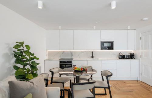 FOX ON THE HOE - Luxury Apartment accommodation - Photo 37