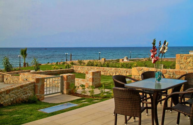 Beach Front Villa Katrin - Foto 1