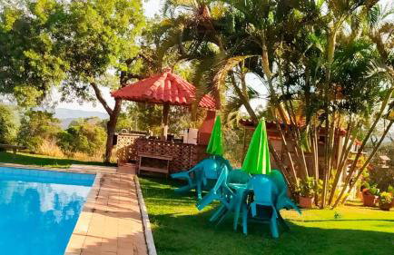 Chalé Confortável e Completo com piscina - Photo 23