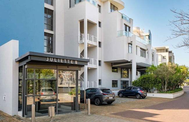 Stylish Retreat With Marina Views at Juliette 307 - Foto 25