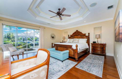 Villa Hibiscus-Waterfront-Free Heated Pool-Dock-Bikes-Other Amenities - Photo 35