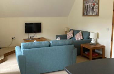 Springbank Apartment - Sleeps 4 - Pet Friendly - Photo 4