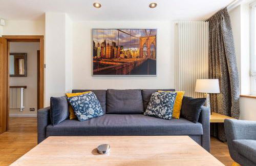 Tower Bridge 2BR apartment for 6 with terrace - Photo 2