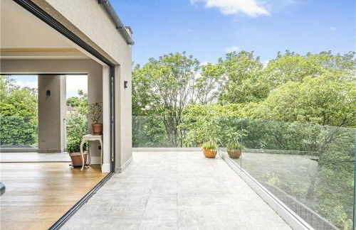 The Ridge London - Luxury Designer Villa with hot tub and sauna, Bexley borough of London - Foto 63