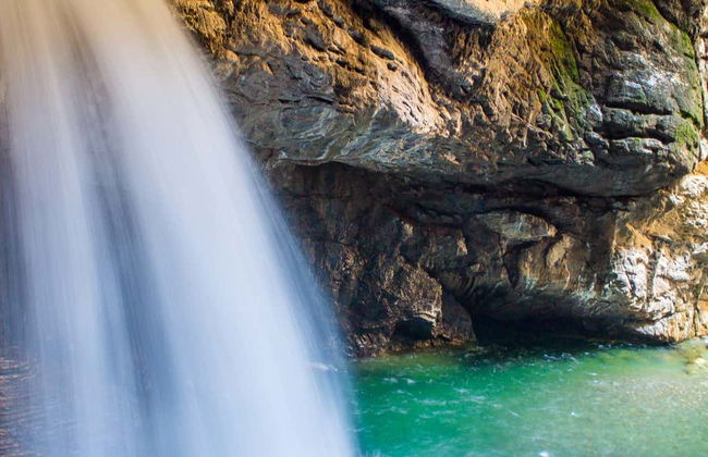 Autisha Canyon Hiking & Abseiling - Foto 1