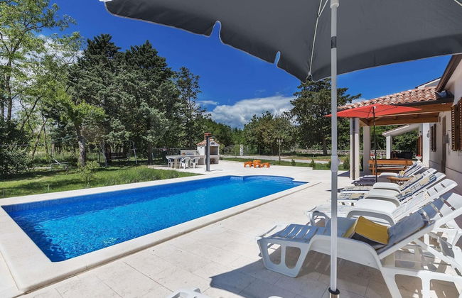 Large Holiday Home With Swimming Pool - Foto 24