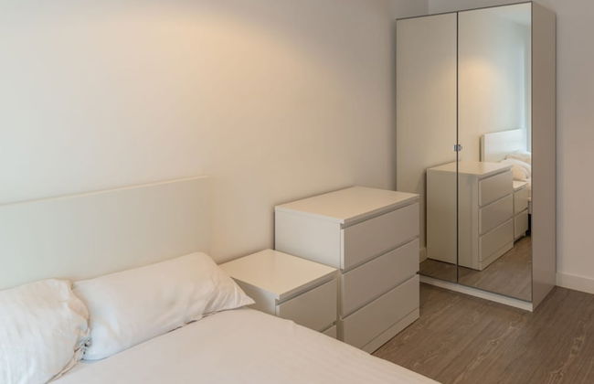 Host Stay The Landmark Apartment - Photo 10