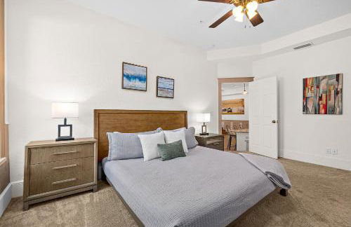 The Ray - 2nd Floor Historic Condo- Minutes Walk to Downtown - Foto 17