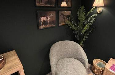 The Hideaway Bureau - Islay - Foto 7