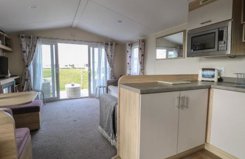 Breathing Space - Photo 10