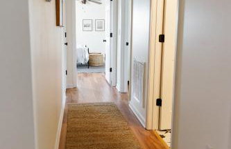 "The Dawning House" - Peaceful Modern Stay w/ Yard - Foto 14