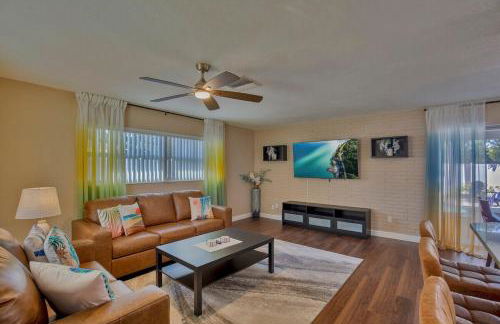 Sunny Escape-Heated Pool - Foto 4