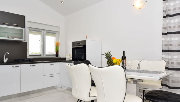 Ika - Foto 5, Kitchen / Dining Room