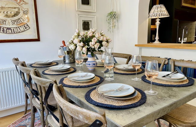 Dolls House - Luxury Townhouse - From 400 Per Night - Photo 54