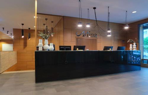 Adina Apartment Hotel Berlin Hackescher Markt - Foto 1