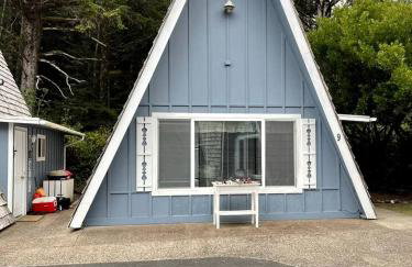 Stunning A Frame with Fantastic Views in Otter Rock, Oregon - Foto 6