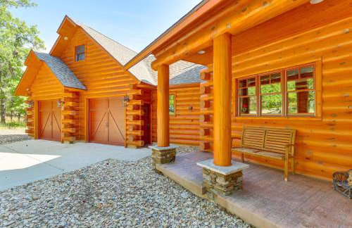 Furnished Decks & Game Room: Sturgis Rally Cabin - Foto 41