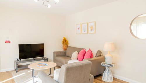 Modern 3-Bedroom 2-Bathroom Flat with Garden at Hanwell - Foto 5