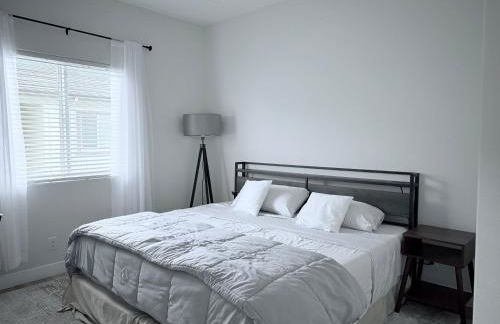 Modern Family Haven - Minutes from Disney Magic-OC - Foto 70