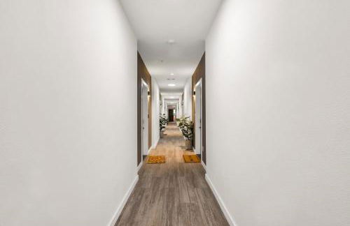 Austin Stylish Studio - Foto 16