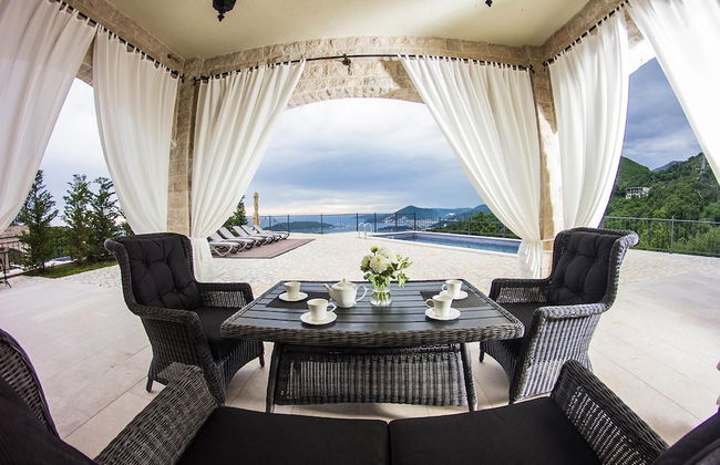 Oak Leaf Residences - Foto 32