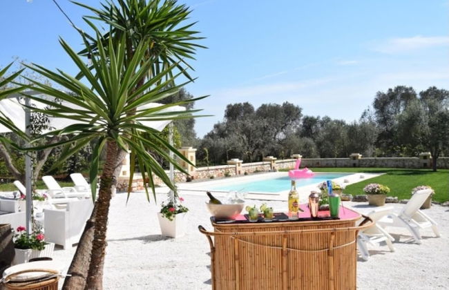 Fantastic Trulli Olea With Pool Garden - Foto 14