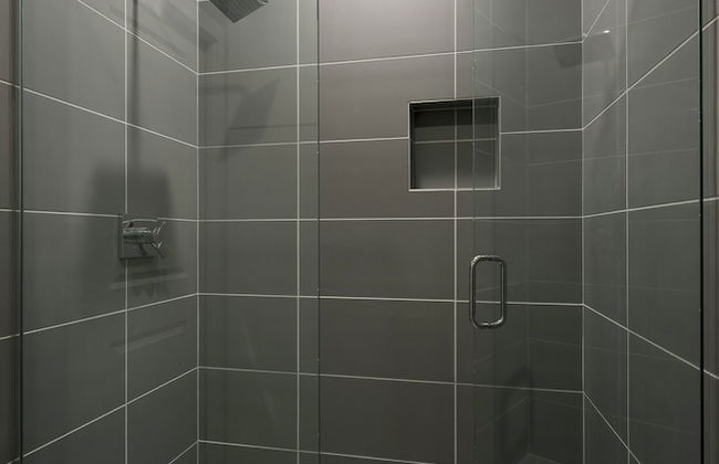 Lakefront Luxury - Foto 24