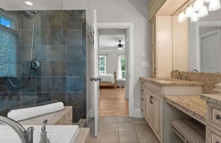 Making Waves by Avantstay Sleeps 20 + Pool - Foto 72