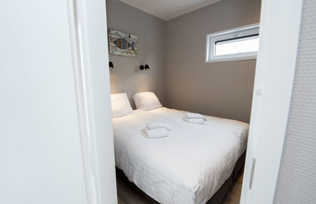 Modern Houseboat With View of the Lake - Foto 6