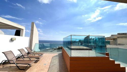 Luxury Penthouse with a Private Jacuzzi! - Foto 5