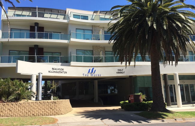 Waterfront at Waves - Photo 18