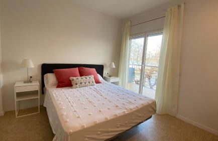 JASALPI único apartamento delante del Lago de Banyoles - Foto 17