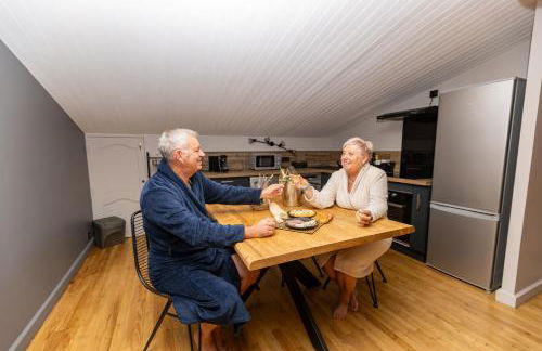 "Les Hauts du Marquet" - Meublé de tourisme 5 Etoiles - Gîte de groupe 15 Personnes en Cévennes - Piscine à débordement - Balnéo - Sauna - Nature - Foto 79