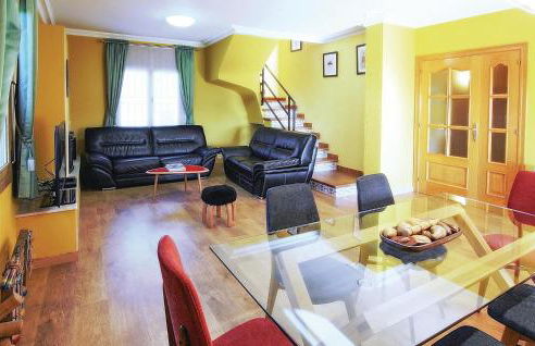 Lovely Home In St Cebrià De Vallalta - Foto 29
