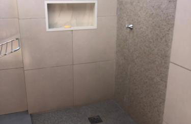 Casa Exclusiva a 400 Metros da Praia em Manguinhos - Condomínio com Vigilância 24hs - Photo 33