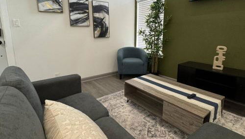 2BD DT Dallas l FIFA READY l 5 Min from Love Field - Foto 3