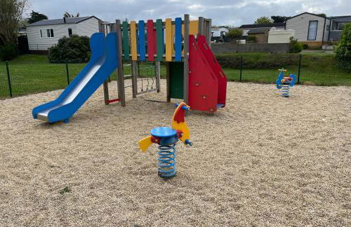 Mobil home avec piscine sur la côte de granit rose - Foto 27