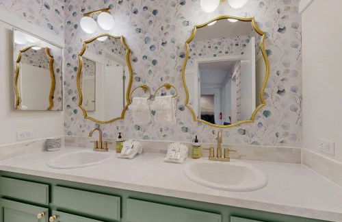 Modern Alpine Getaway - Photo 14