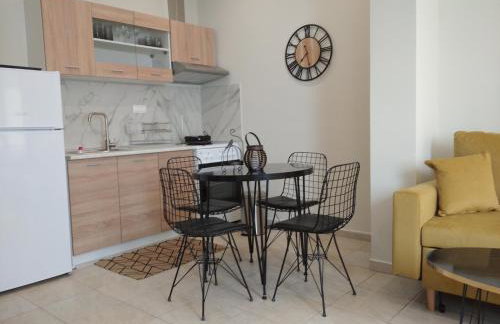 Oasis Apartments - Photo 13