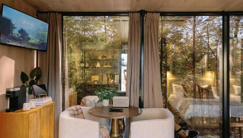 Heartleaf | Modern Lux Mirror Home | HotTub - Foto 5, Other