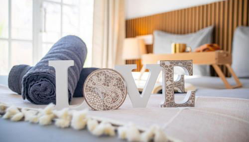 High-End Boutique Executive Apartment - Fuengirola Center - Photo 2